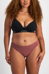 Bonds Women's Seamless Invisi Thong With Mid Rise Fit in Cotton-rich Blend for Women, 3-pack